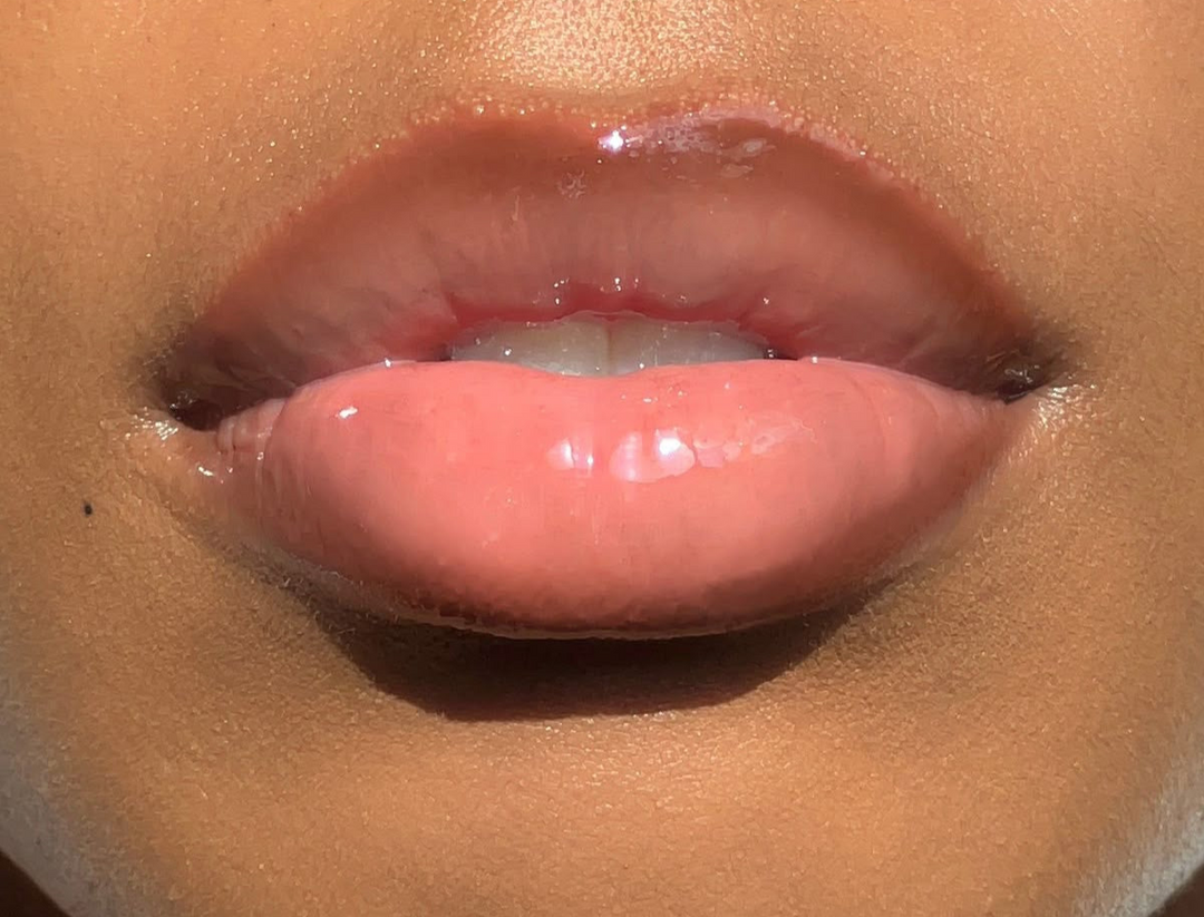 Lip Liner Is Not Optional Anymore Here's Why It Changes Everything